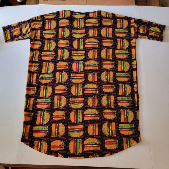 Lula Roe Long Tee SS Cheeseburger All Over Graphic - Size Small NWOT - Picture 2 of 3